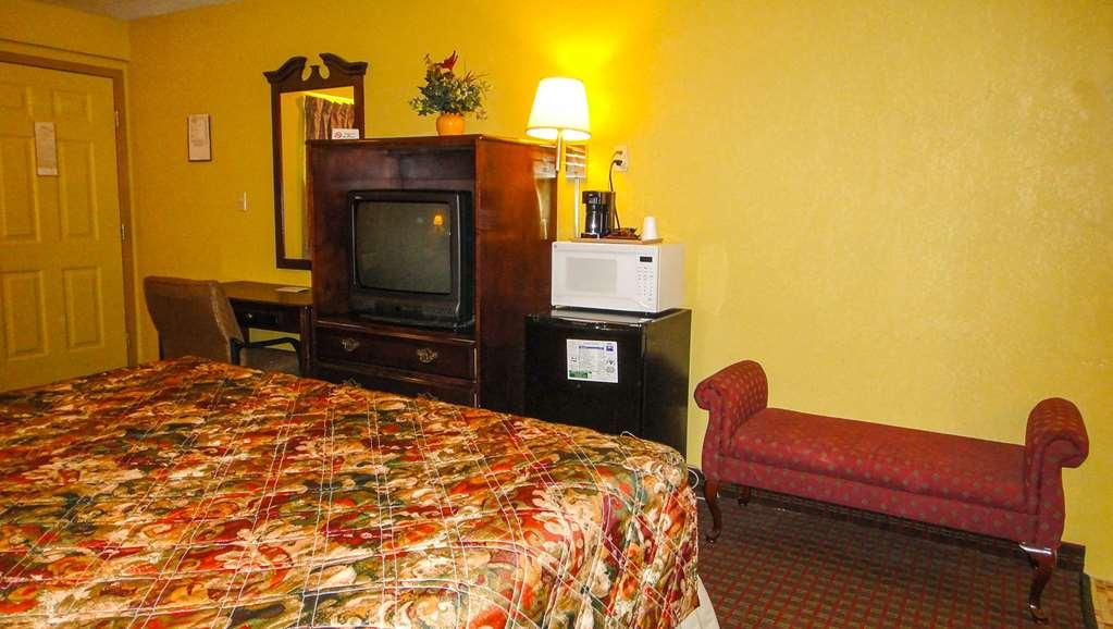 Relax Inn St. Robert Стая снимка