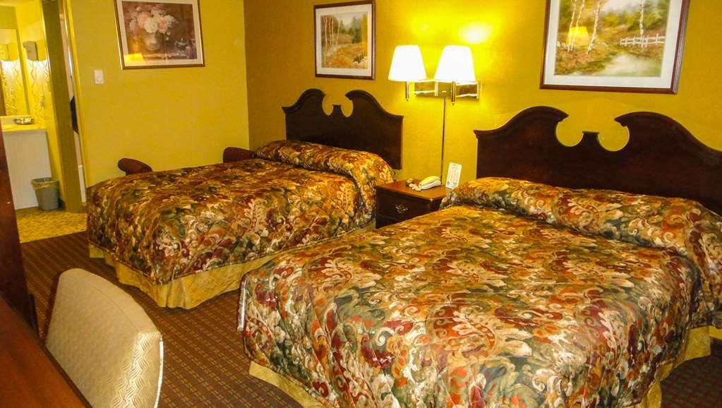 Relax Inn St. Robert Стая снимка